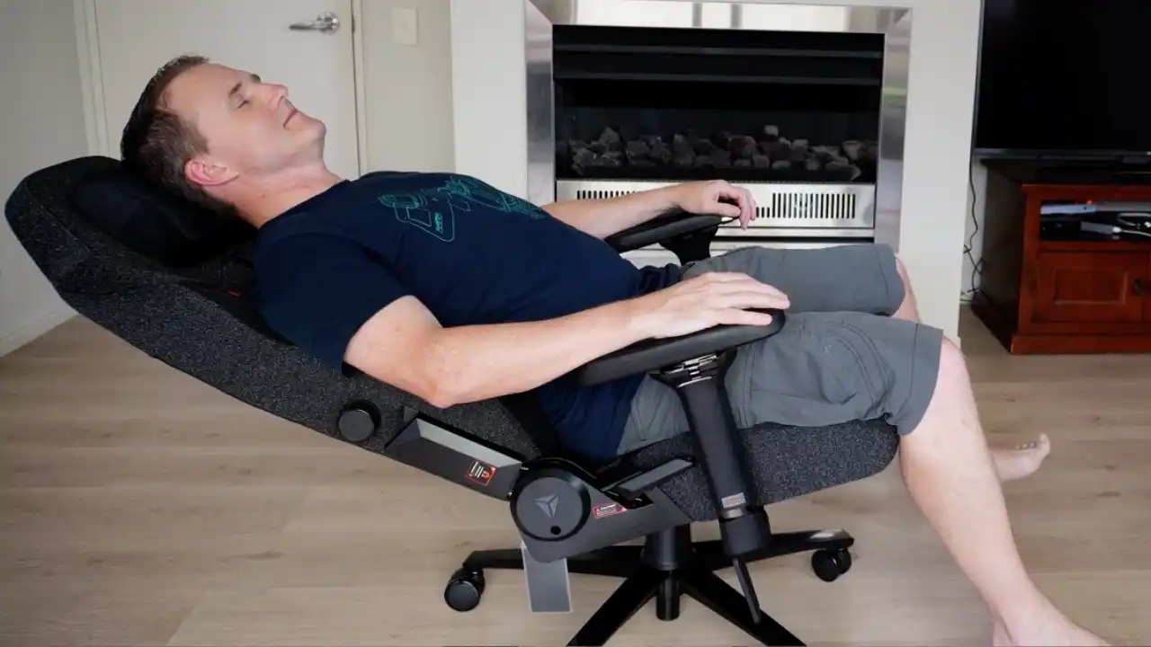 secretlab titan evo recline